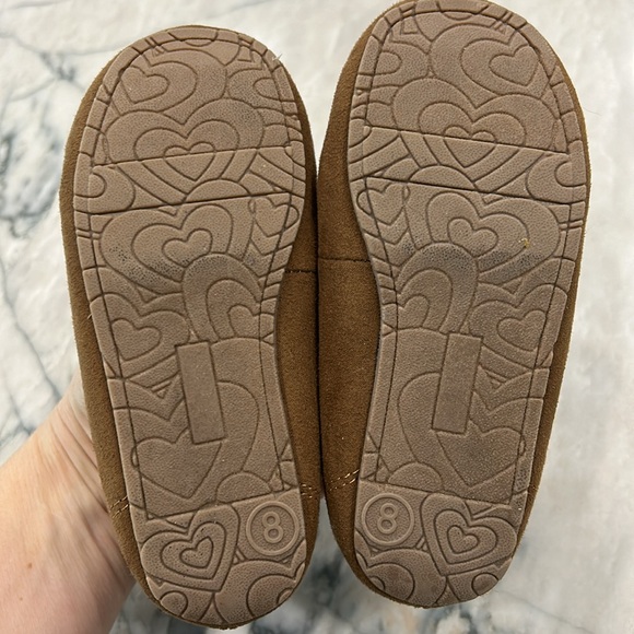 Moccasin/ slippers like new - Picture 3 of 3